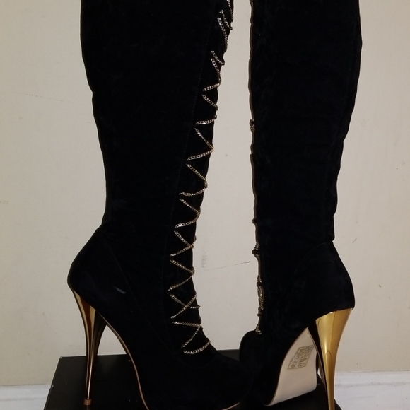 Boot heels - Picture 2 of 8